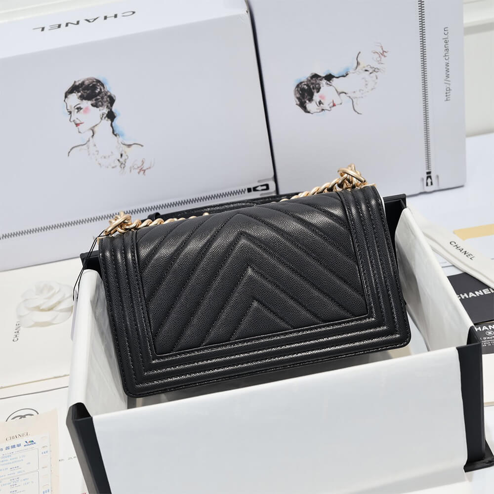 chevron caviar boy Ch**el handbag