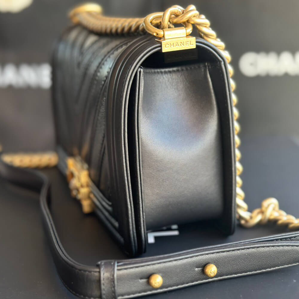 chevron boy Ch**el handbag