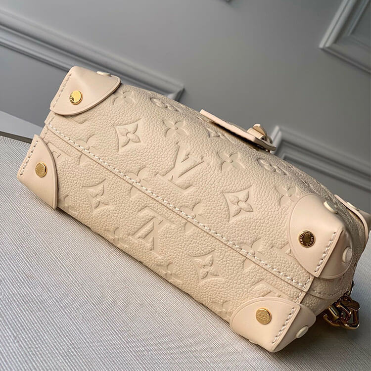 small D10r key bag