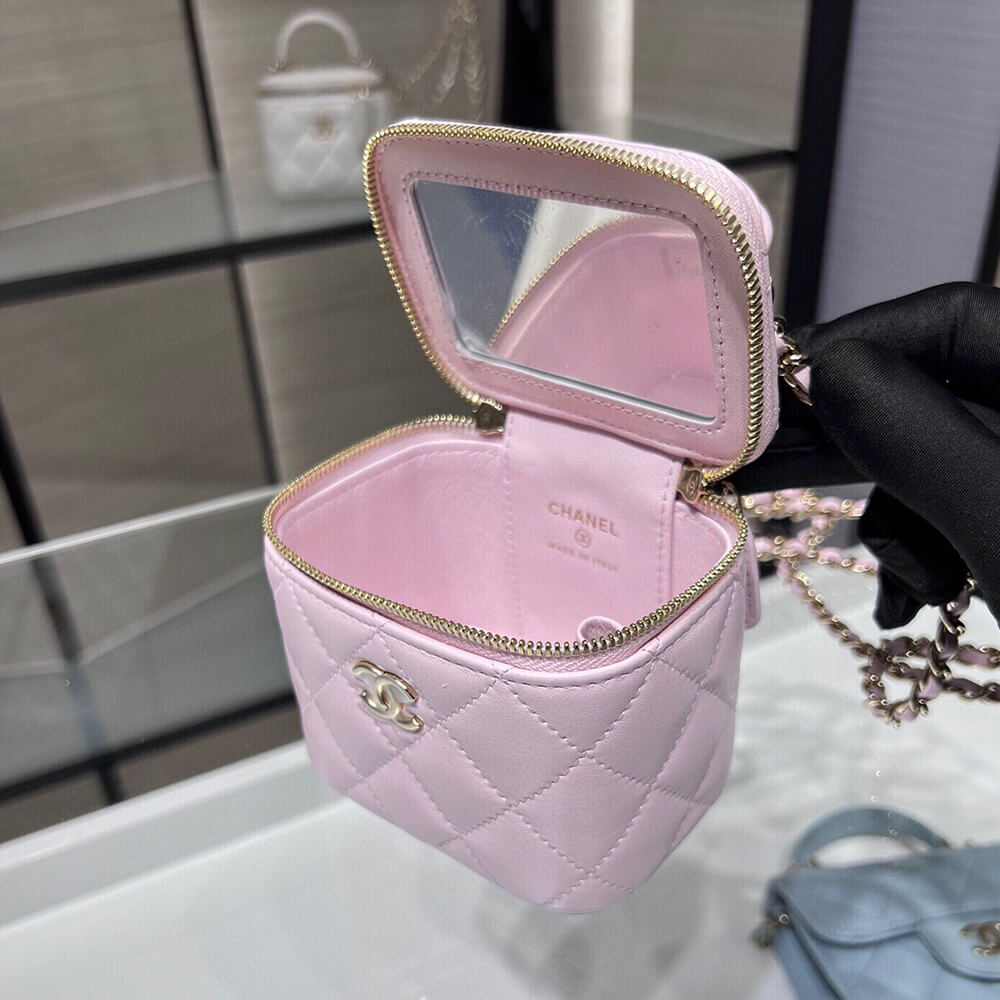 Ch**el quilted pearl crush mini vanity case with top handle