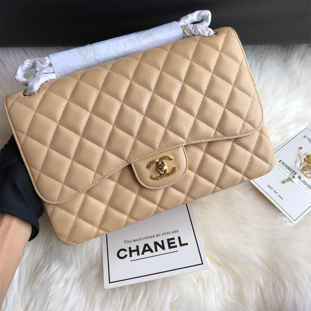 Ch**el classic jumbo flap