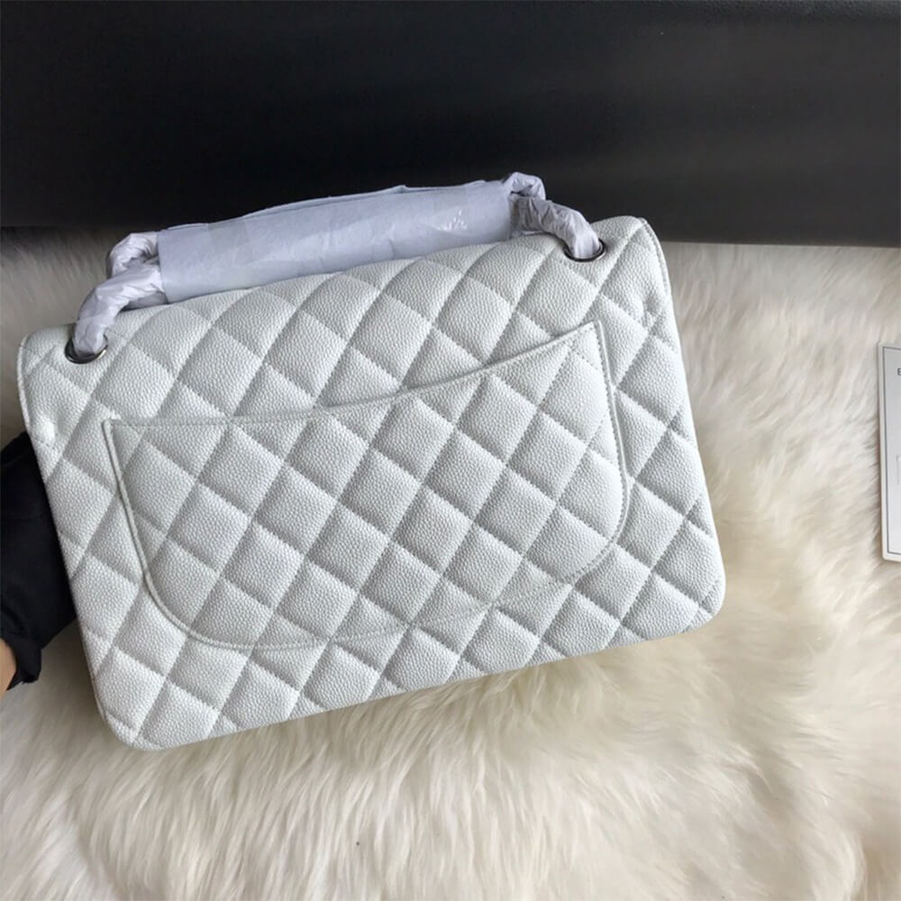 Ch**el classic jumbo flap