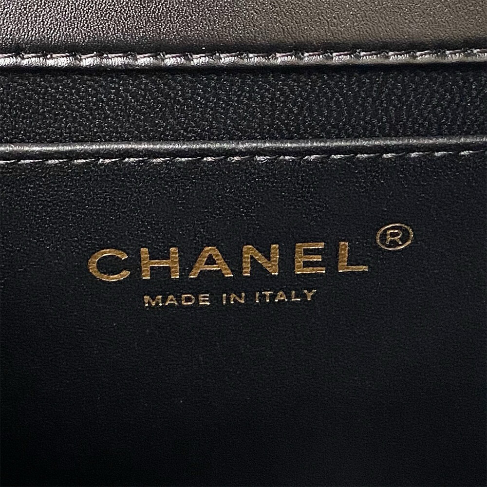 Ch**el small flap