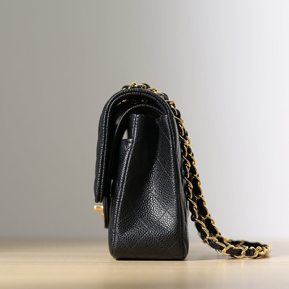 Ch**el classic flap handbag(tax-free grade)