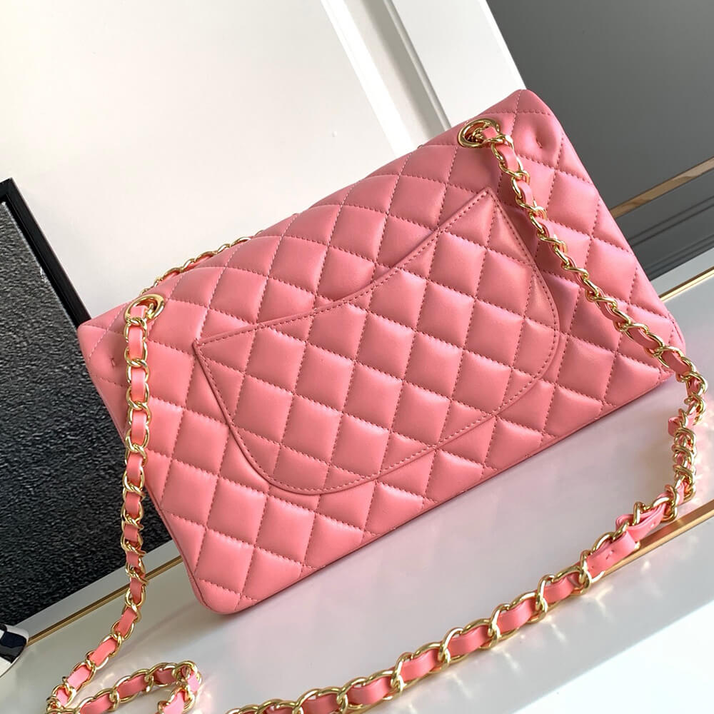 Ch**el classic flap medium