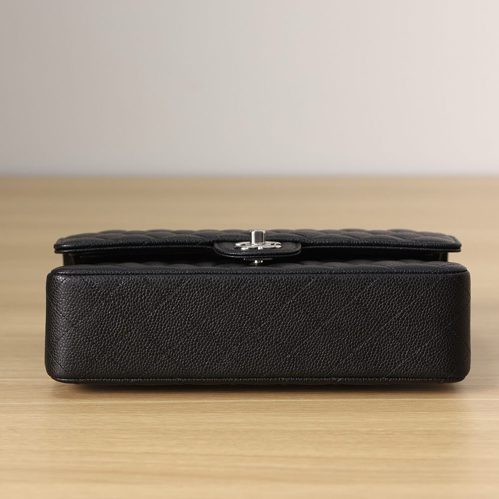 Ch**el classic flap handbag(tax-free grade)