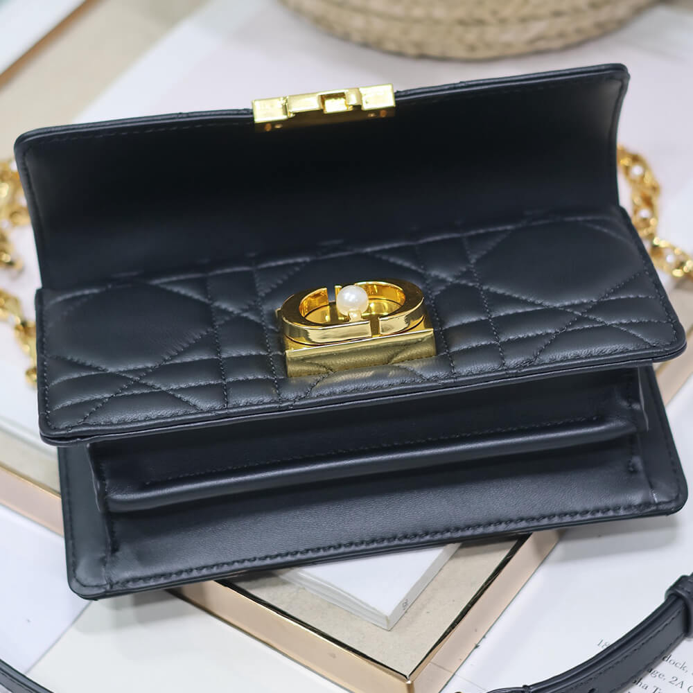 mini D10r ange bag