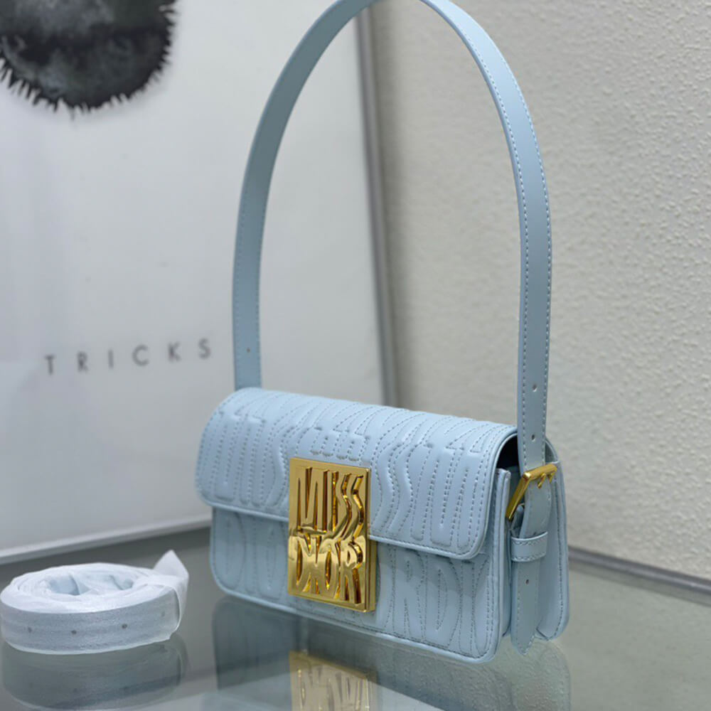 miss D10r flap bag
