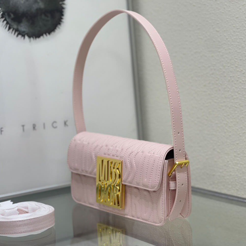 miss D10r flap bag