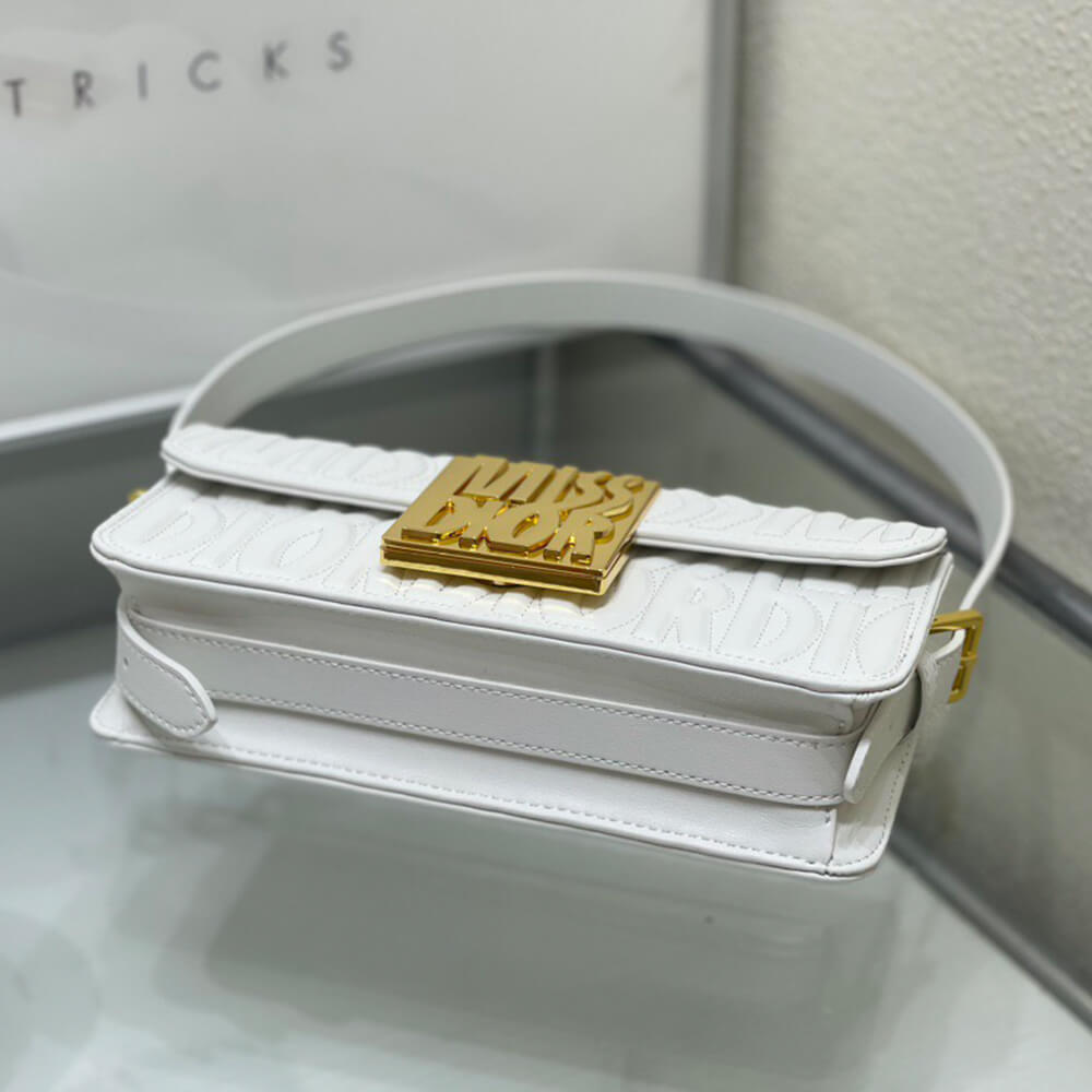 miss D10r flap bag