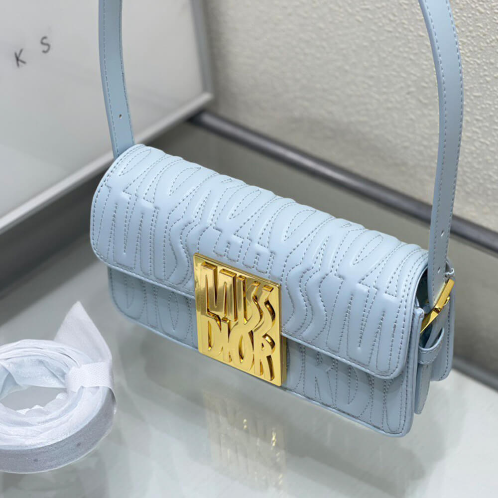 miss D10r flap bag