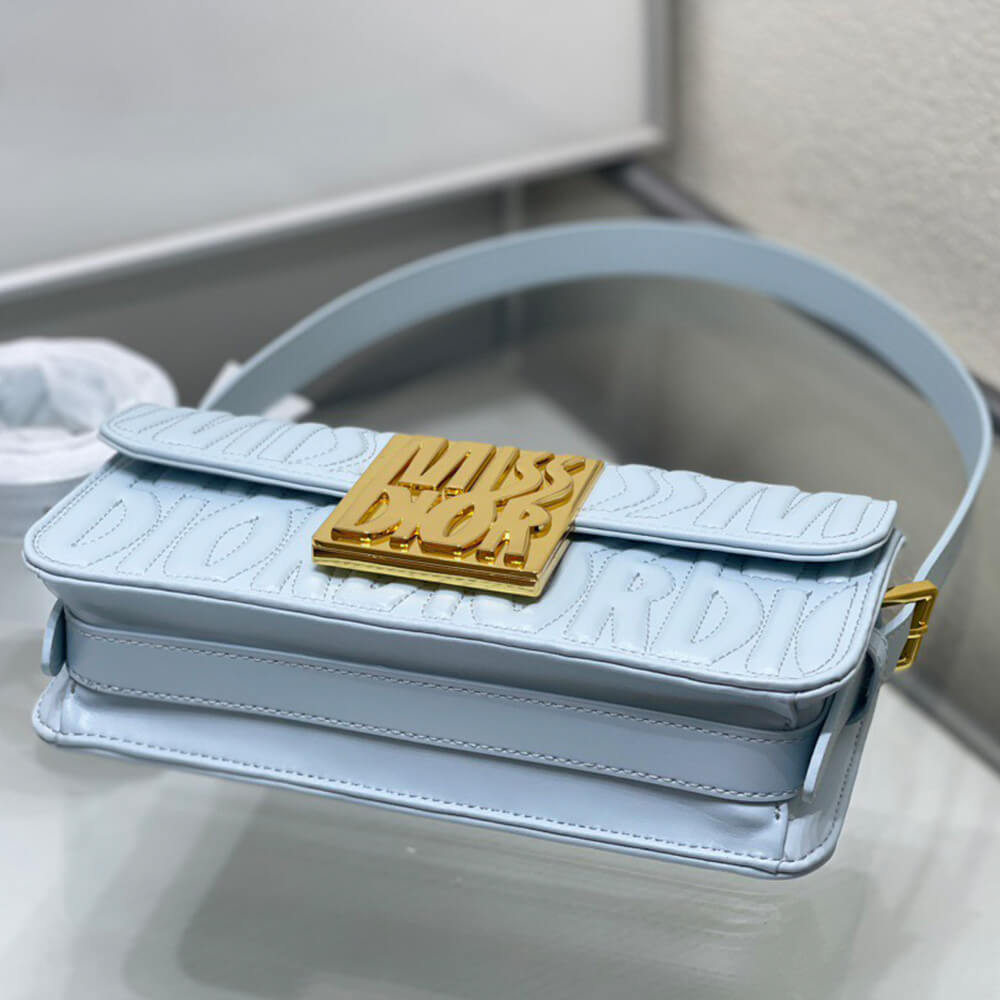 miss D10r flap bag