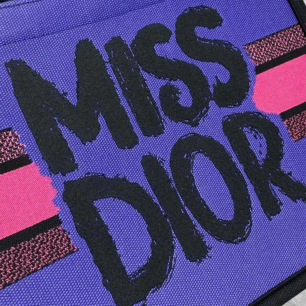 medium D10r book tote