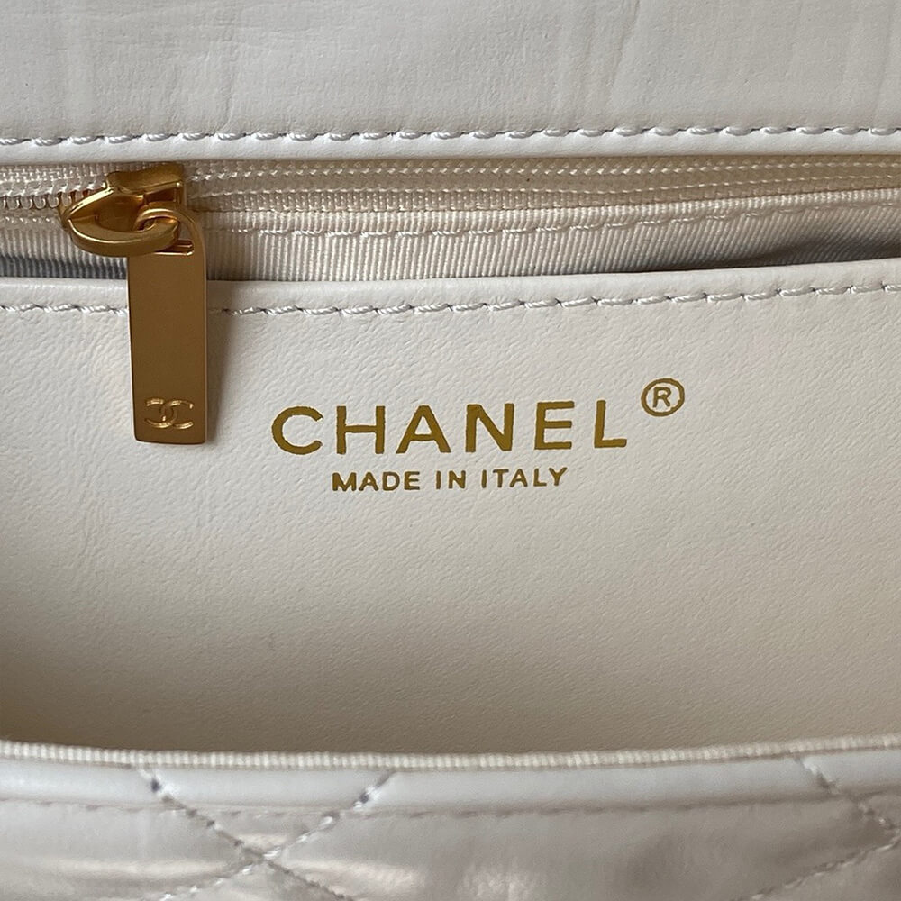 Ch**el mini flap