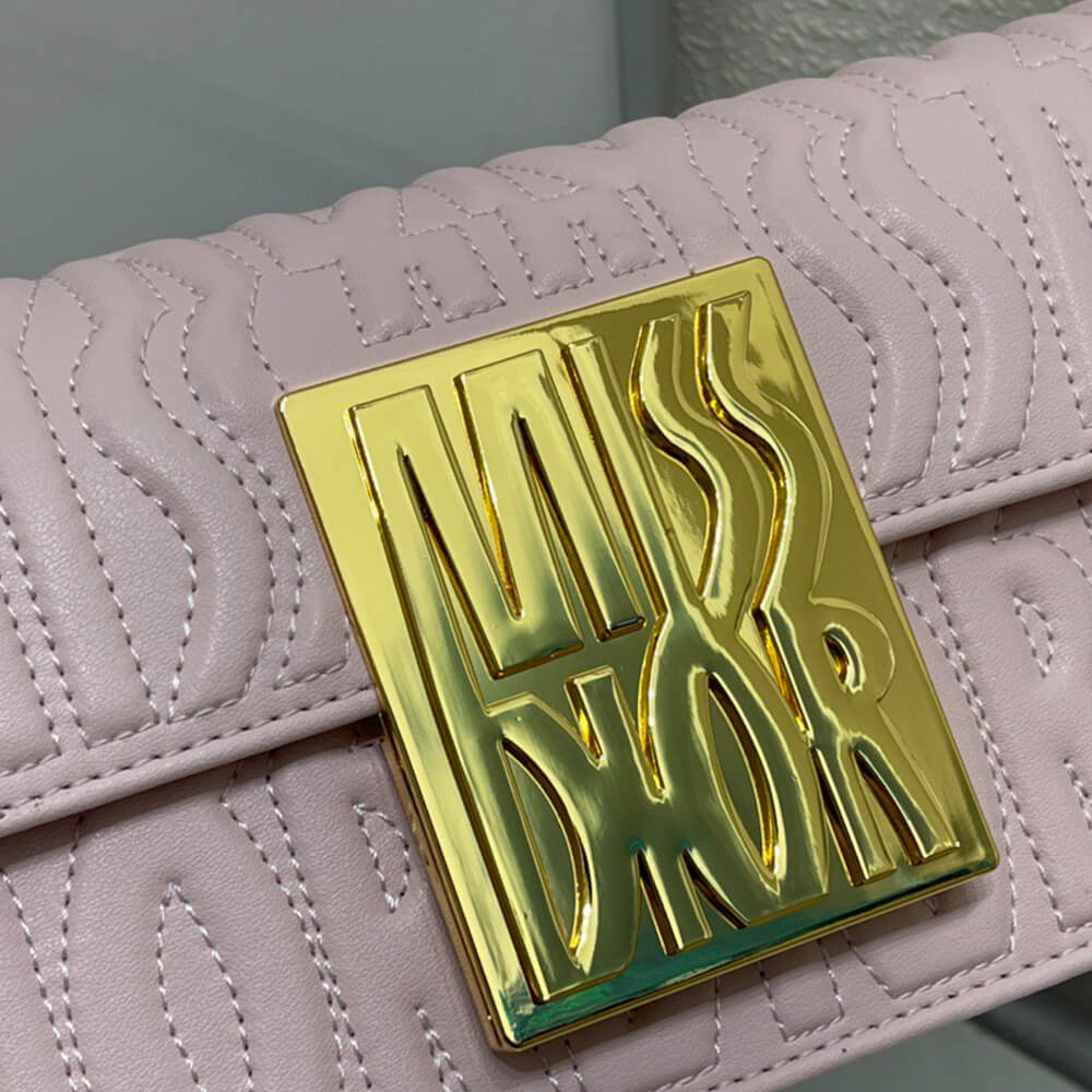 miss D10r flap bag