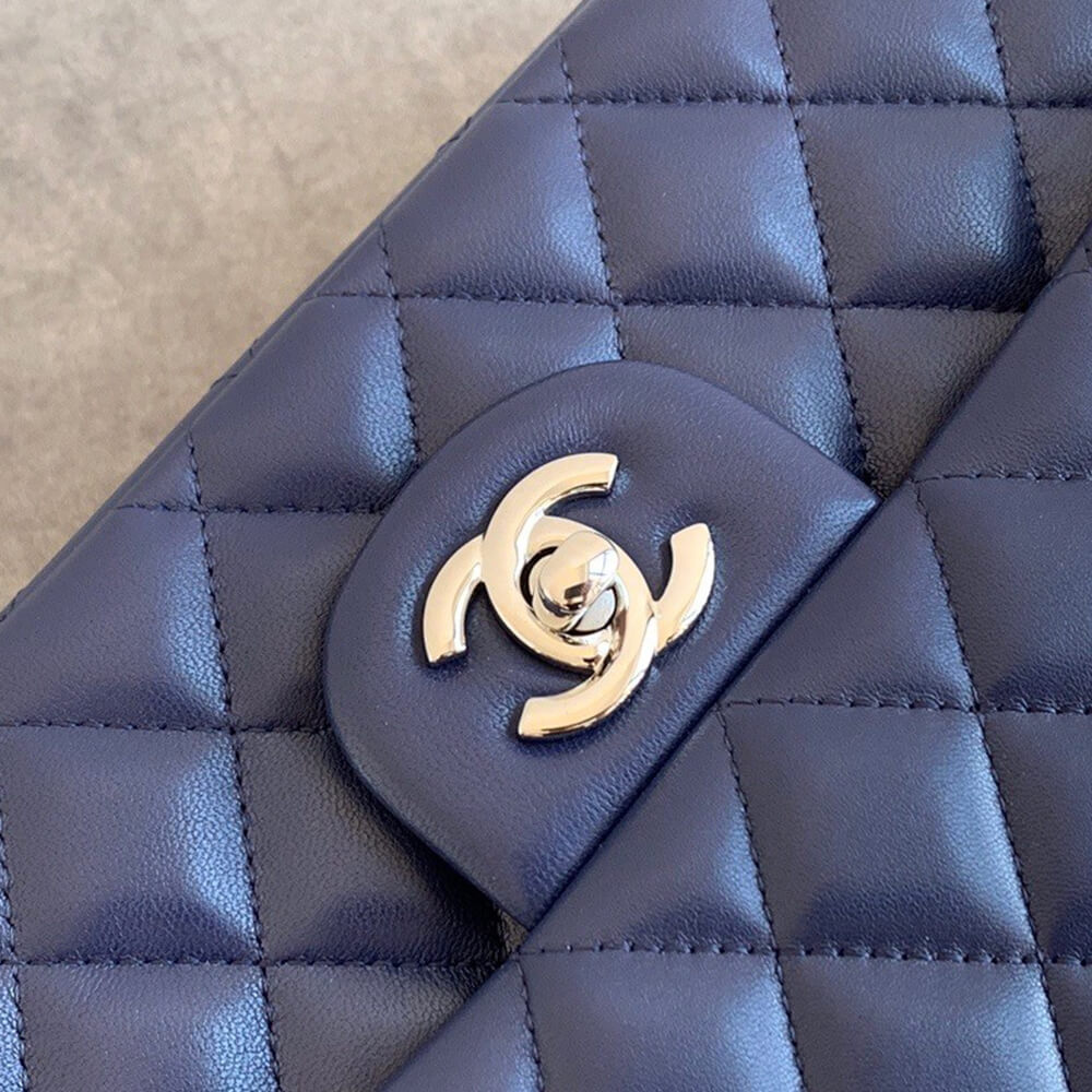Ch**el 22 handbag(high-end grade)