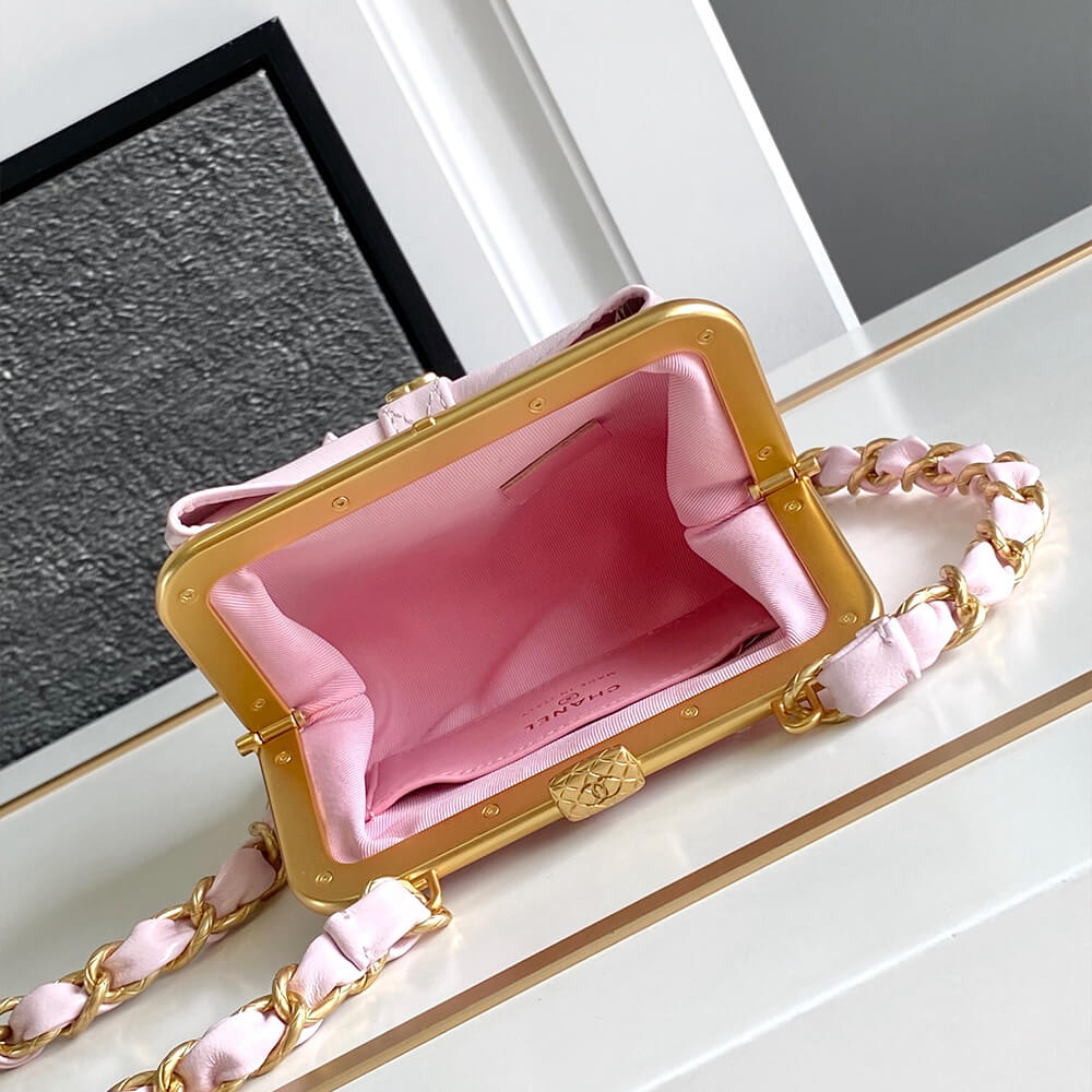 Ch**el clutch with chain(high-end grade)