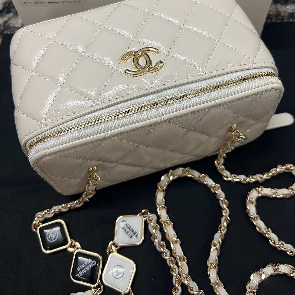 Ch**el vanity with chain(high-end grade)