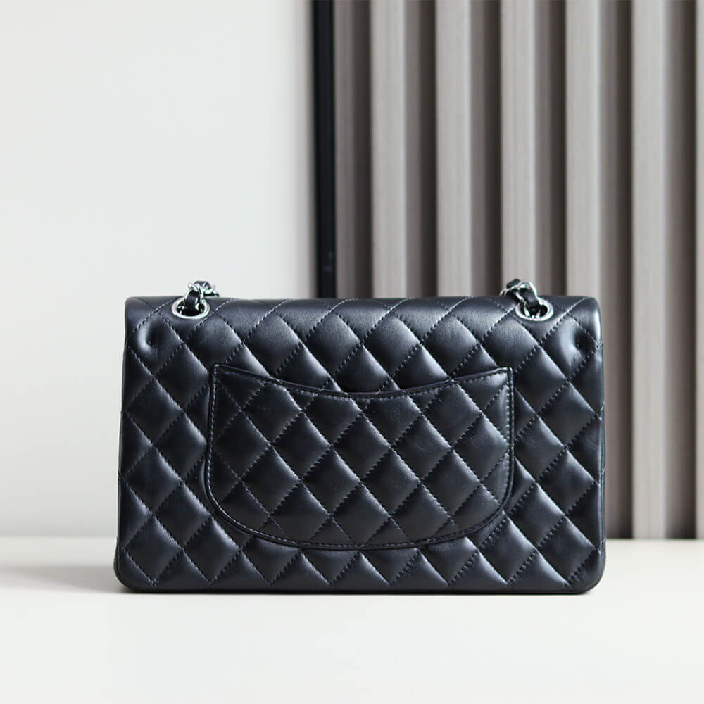 Ch**el classic flap handbag(tax-free grade)