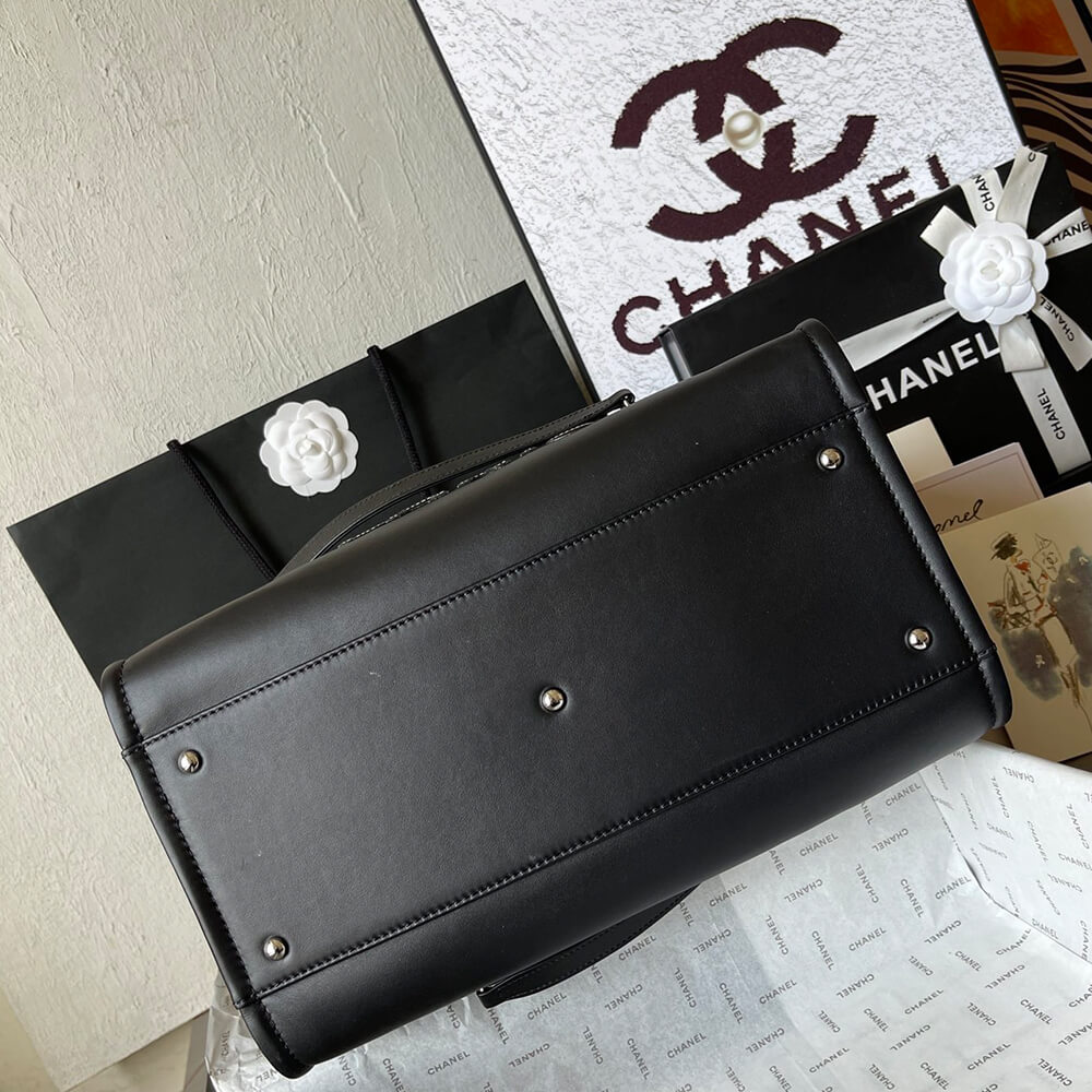 Ch**el large shopping bag(tax-free grade)