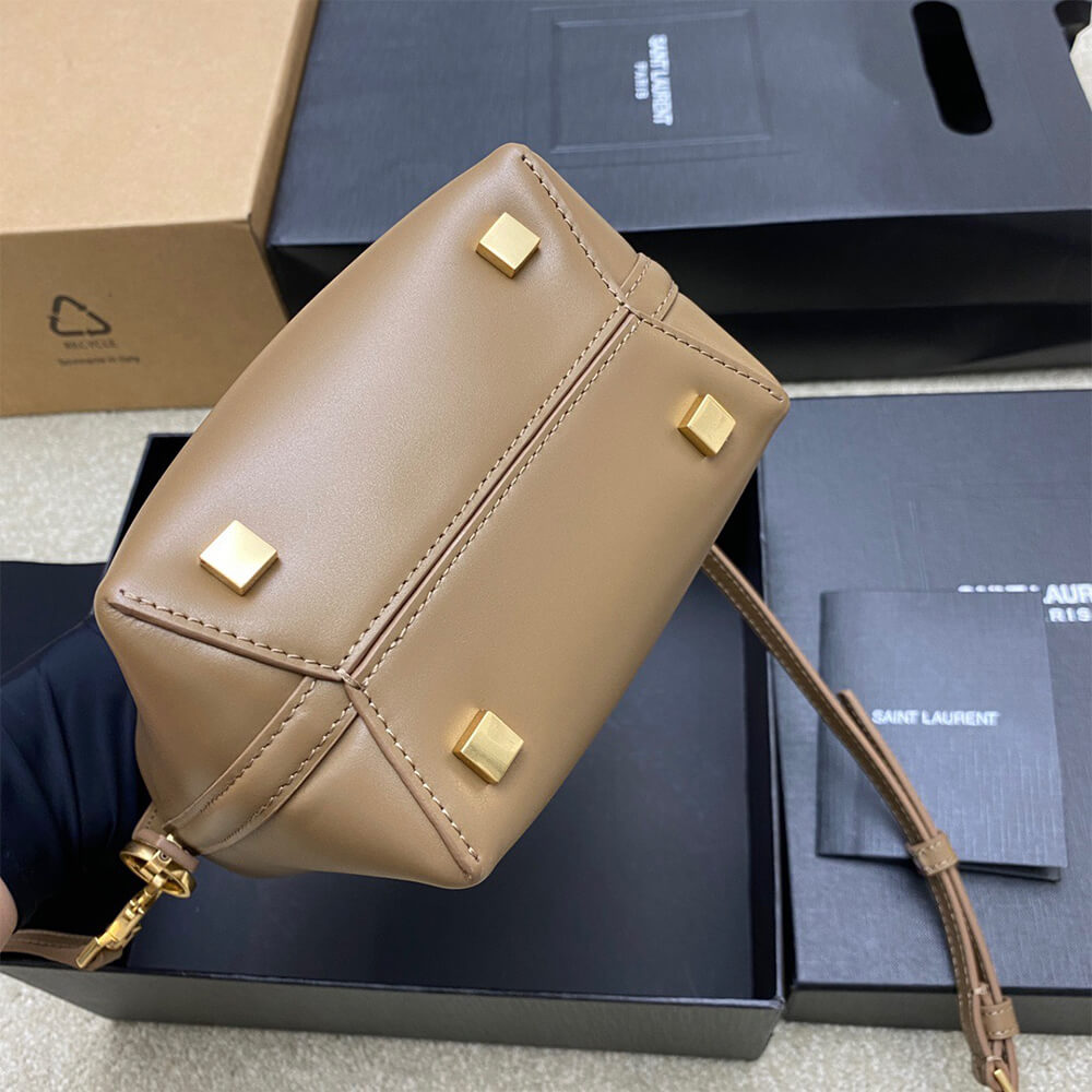 Y51 le 37 mini in shiny leather