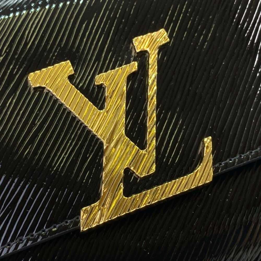 lv pochette L0vise