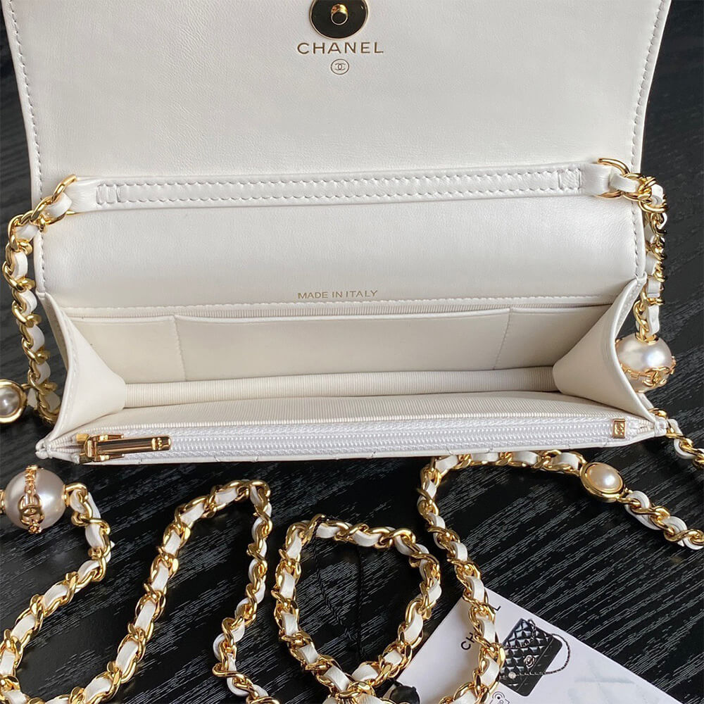 Ch**el flap phone holder with chain(high-end grade)
