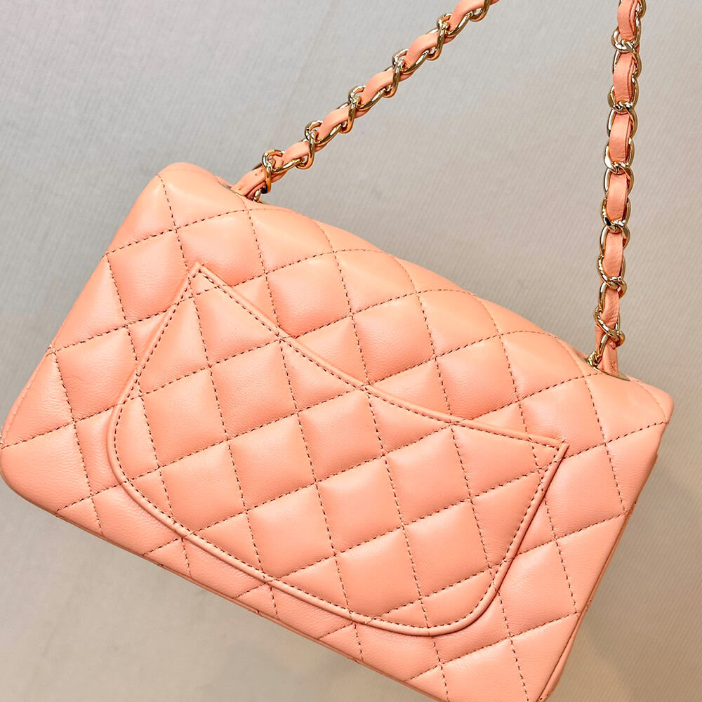 Ch**el small classic handbag(high-end grade)