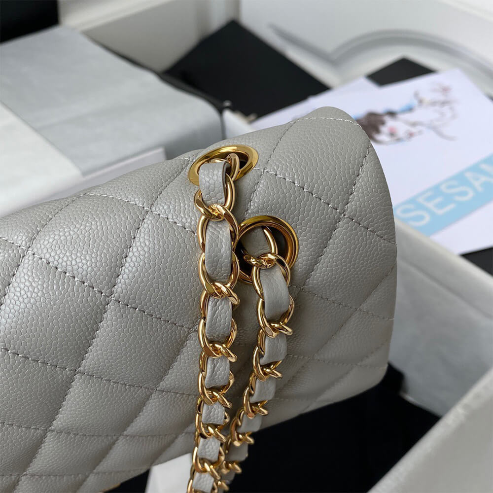 Ch**el classic flap handbag(high-end grade)