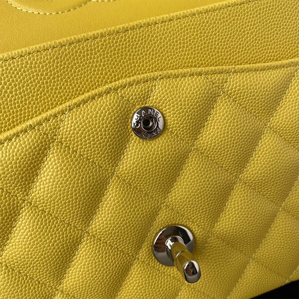 Ch**el classic flap handbag(high-end grade)