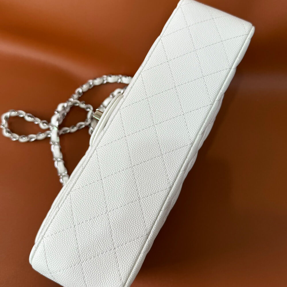 Ch**el classic flap handbag(tax-free grade)