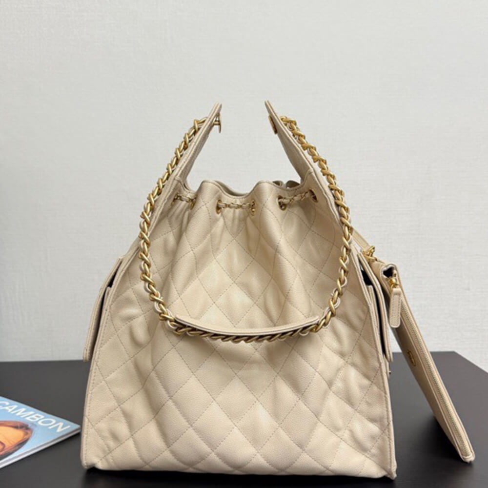 Ch**el 25 medium handbag(tax-free grade)