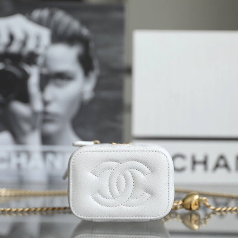 Ch**el quilted heart crush mini vanity with chain(high-end grade)